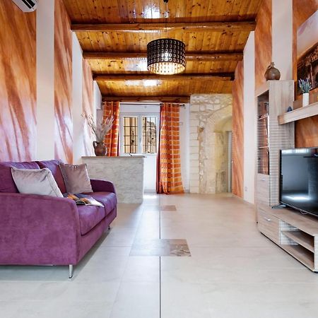 Mea Apartment Noto Esterno foto